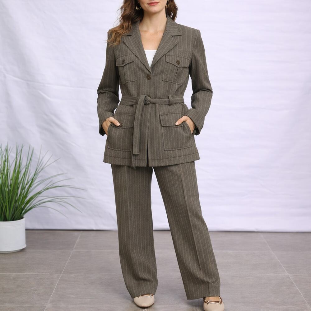 Bill Blass Herringbone‎ Pinstripe Suit Set Jacket & Pants Size 6